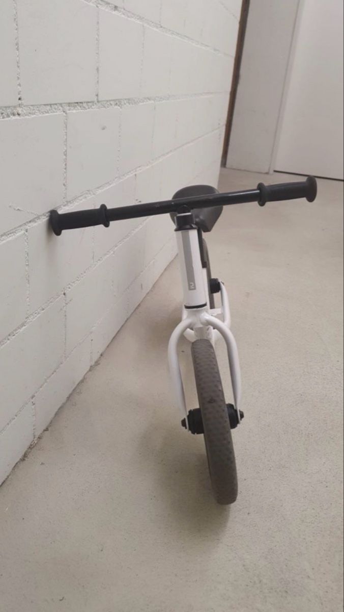 Decathlon Veicoli per bambini: Btwin - Laufrad - 12 Zoll – Usato da Steckborn venduto da Diana.84 1