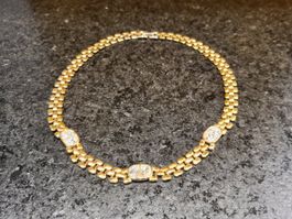 Halskette goldig mit glitzernenden Steinen