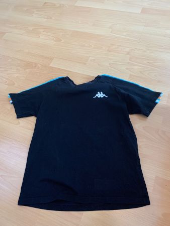 Joli t-shirt Kappa noir taille S