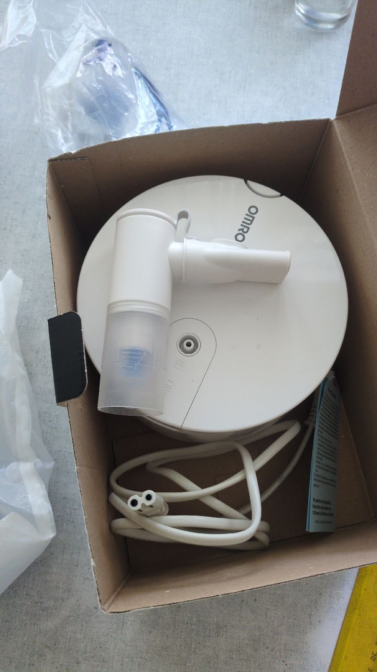 Omron Medizinische Geräte: Omron Inhalation Gerät C28P – Gebraucht aus St.Gallen von Stuempeli 1