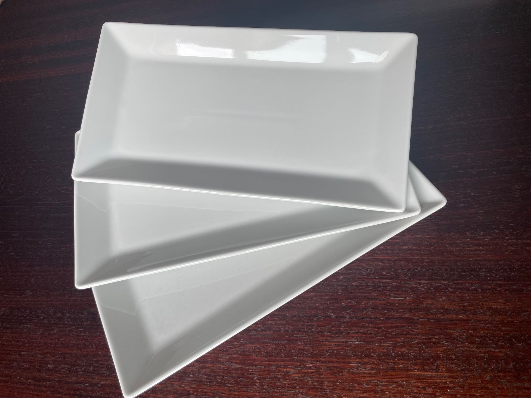 Piatti: Teller Rechteckformat 28 X 15 CM – Usato da Uster venduto da cityspider