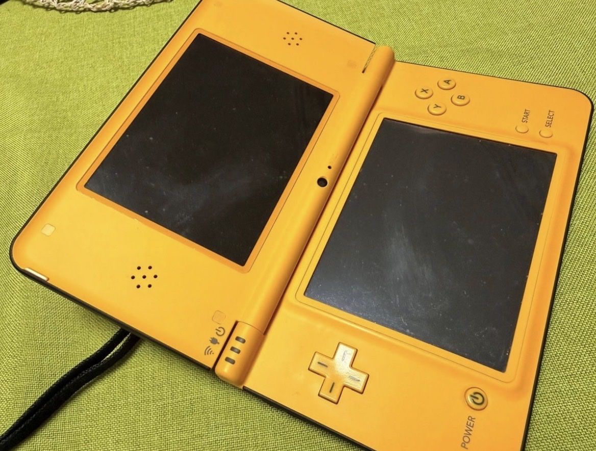 Nintendo Giochi: Nintendo DS XL – Usato da Niederhasli venduto da secondhand10 1