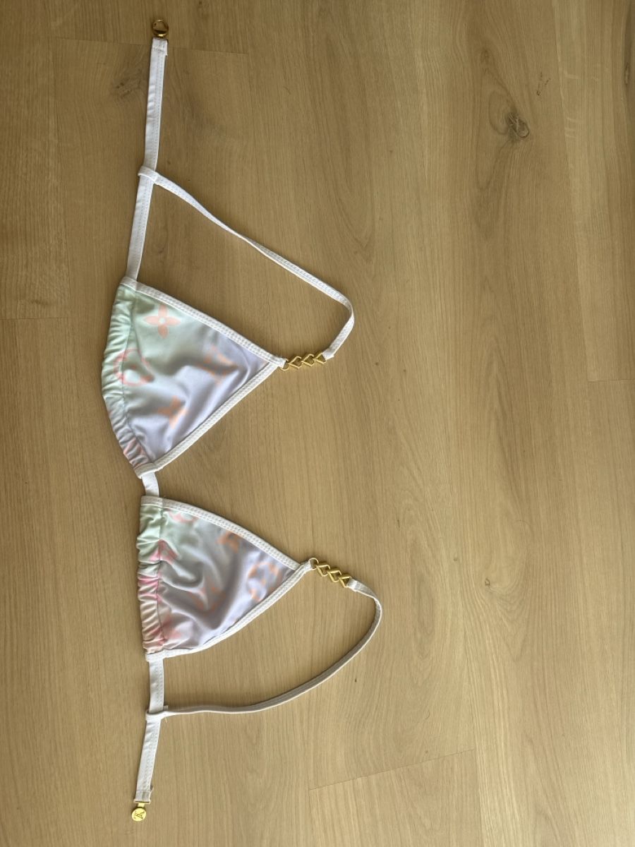 Badekleider & Bikinis: Bikini Oberteil: LV – Gebraucht aus Schlieren von Schnaepliparadies 1