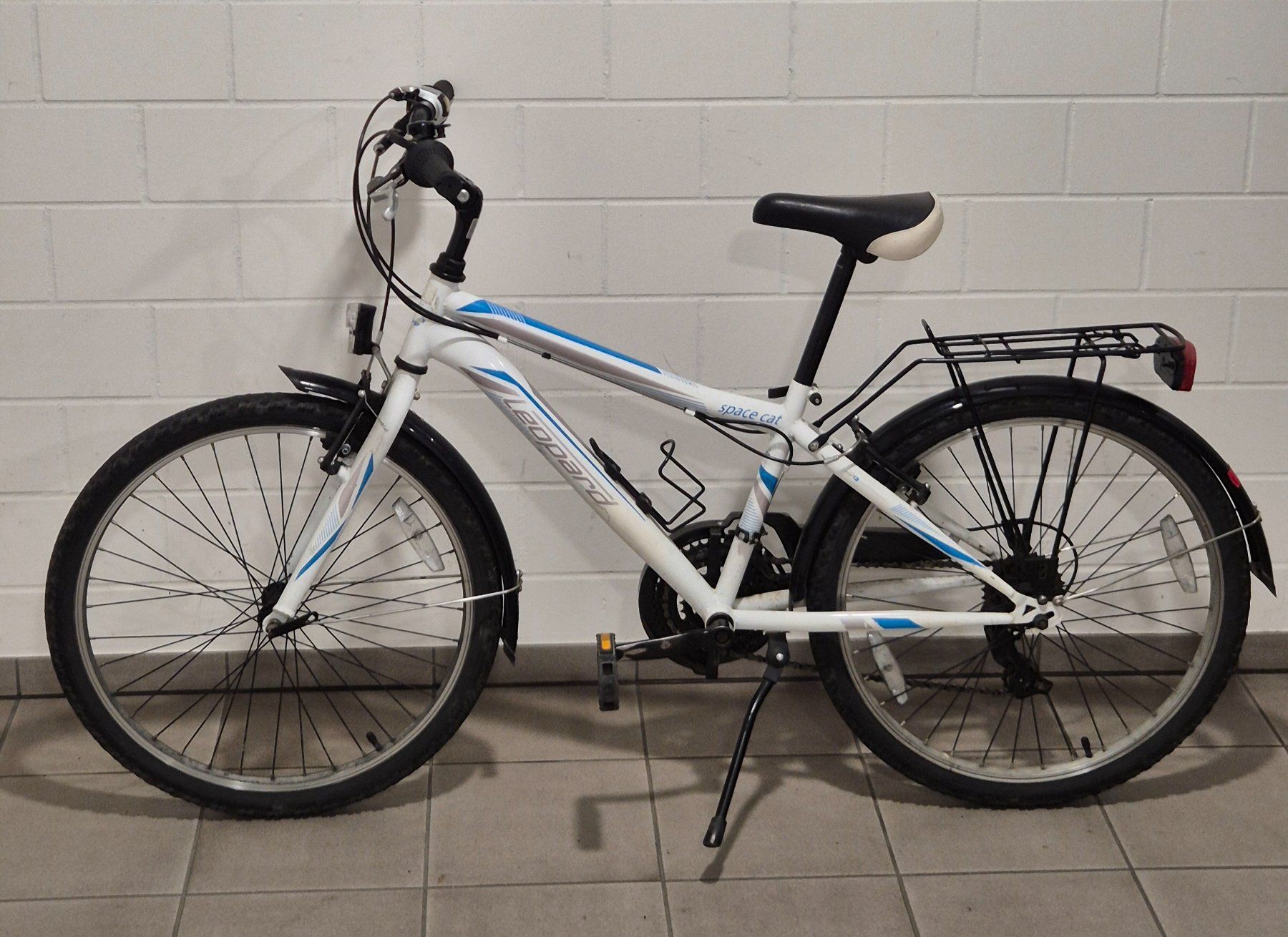 Leopard Biciclette: Kinderfahrrad Leopard 24 Zoll – Usato da Fraubrunnen venduto da schlafenKuh