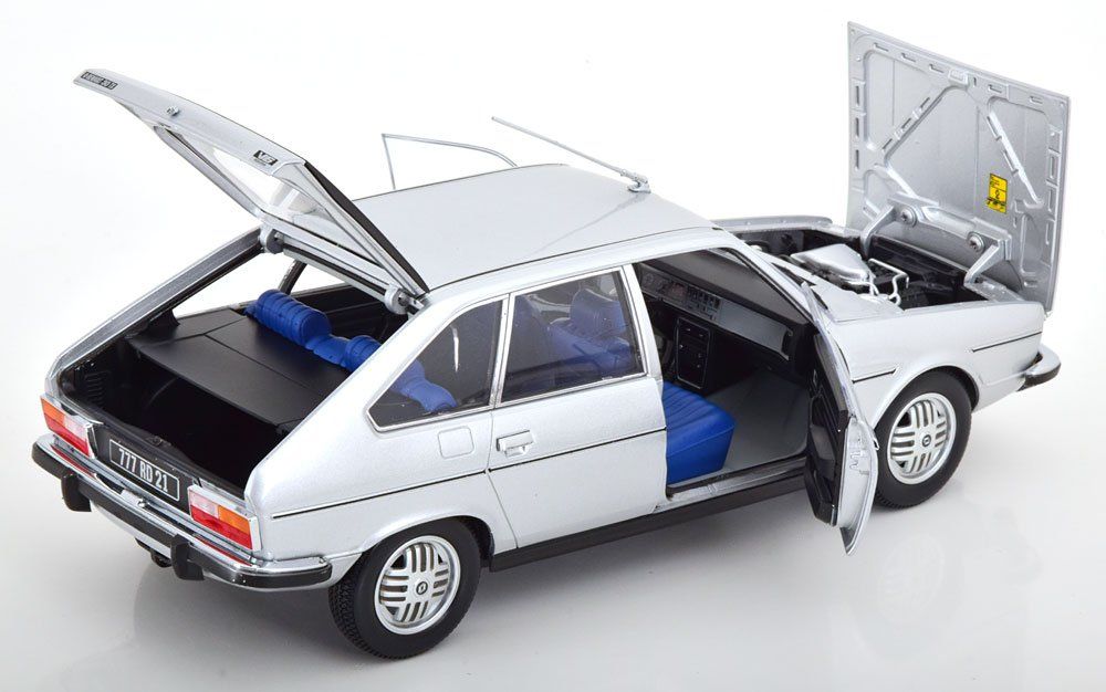 Renault 30 TX silver (Norev) 1:18
