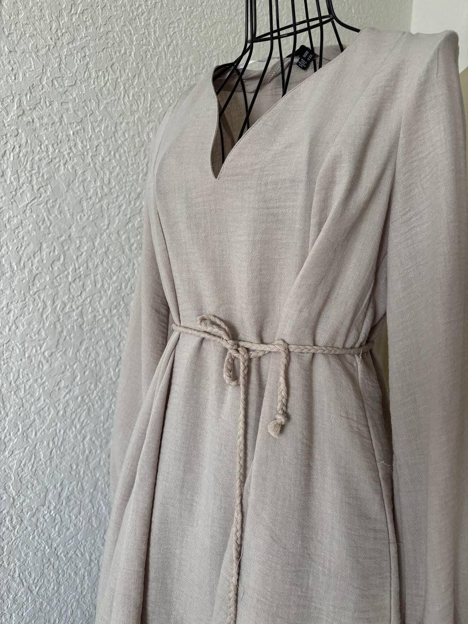 Robes: kleid – Neuf avec emballage d'origine à Bern par vba_9ldj 1