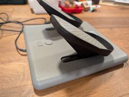 CH Pro Pedals (USB) für Flugsimulator