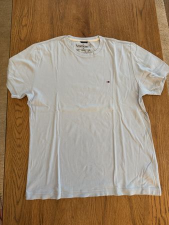 Tommy Hilfiger T-Shirt Gr.M Hellblau 
