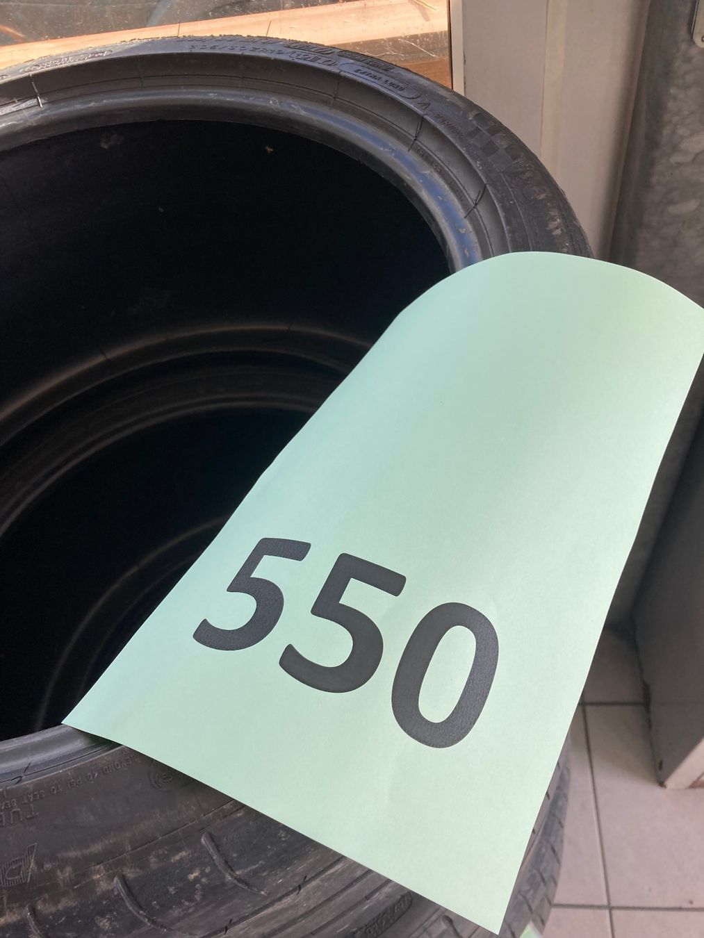 Michelin Pneus & Kompletträder: 305/30R19 Sommerpneu Michelin – Gebraucht aus Cham von WB2223 7