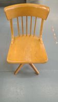 Drehstuhl aus Holz, vintage Stil - Top Zustand!