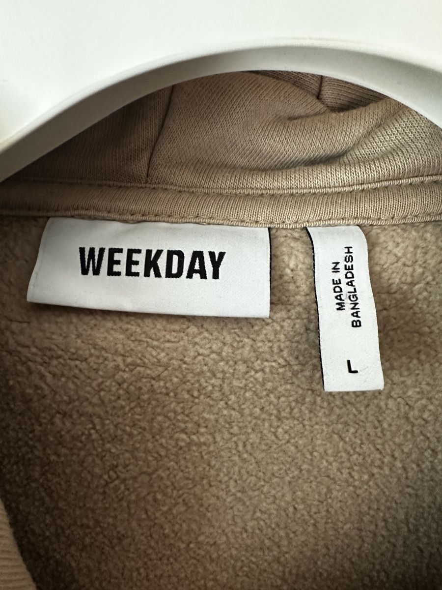 Weekday Maglioni & Felpe: Weekdays Hoodie, Grösse L – Usato da Chur venduto da sodmir 1