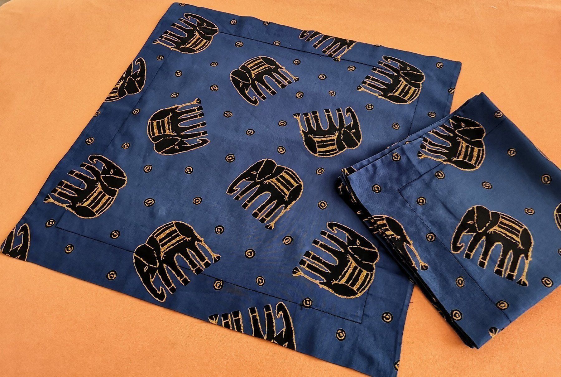 Kissen: 4 Zier-Kissen - ein Geschenk? – Neu (gemäss Beschreibung) aus Widnau von Schurlibua 2