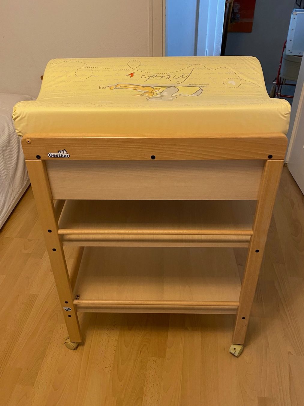Geuther Fasciatoi & Accessori: Wickeltisch mit Rädern – Usato da Pieterlen venduto da schnelldruck 1