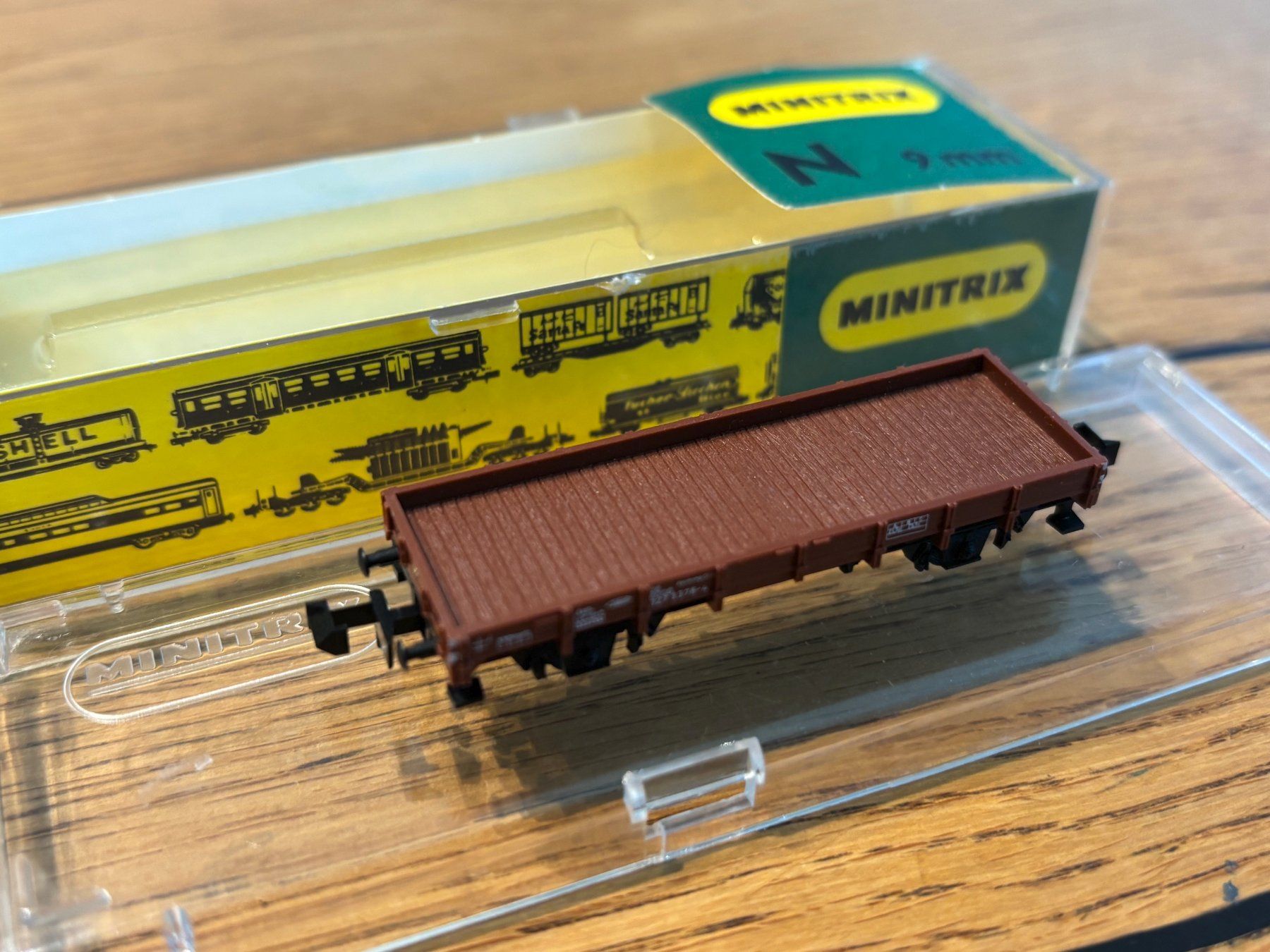 Modellini di ferrovie: e1677: Flachwagen (Spur N) – Nuovo (secondo la descrizione) da Birsfelden venduto da Birs_25 1