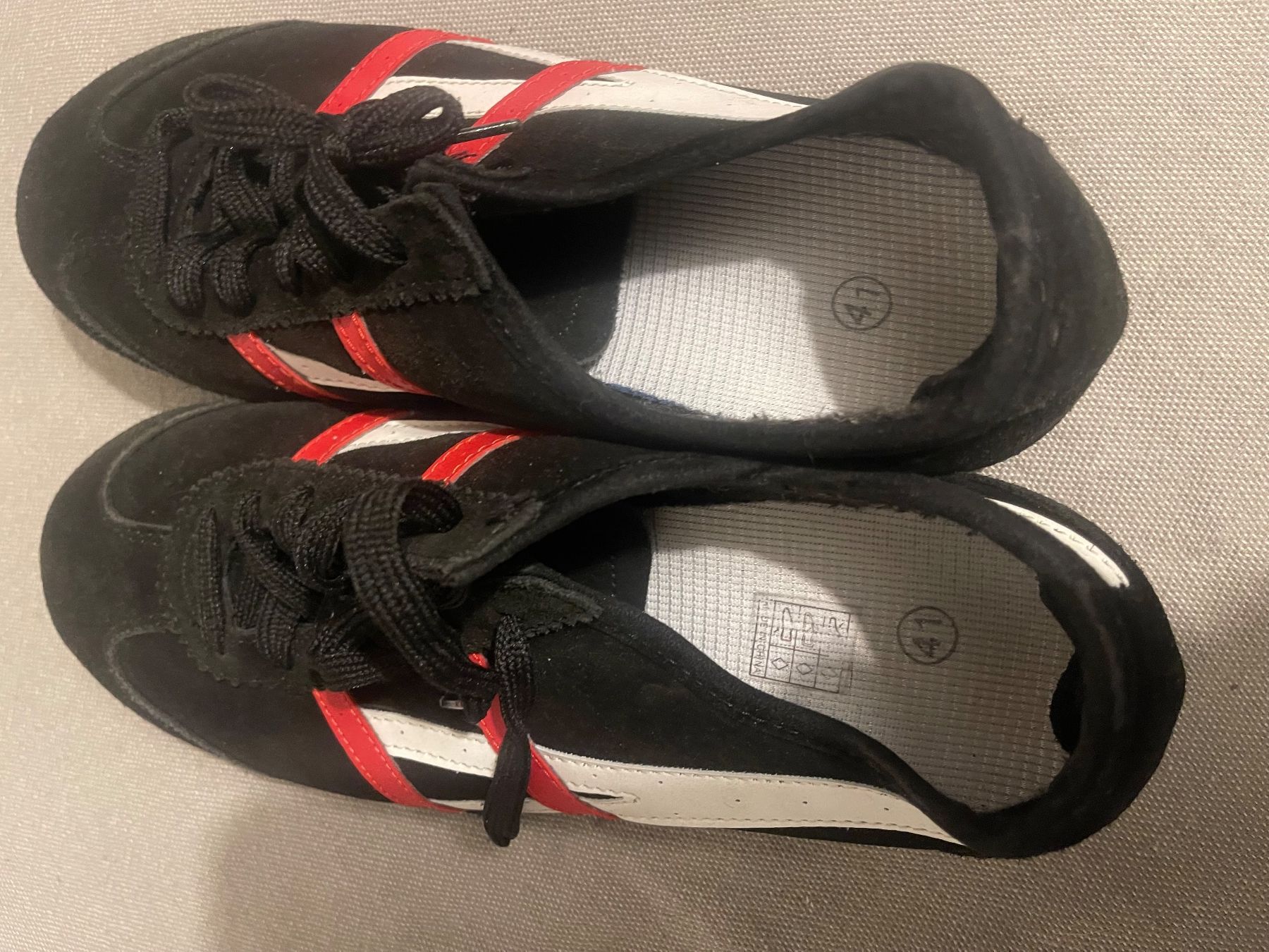 Scarpe da uomo: Sneaker Wildleder wie neu – Usato da Hinterkappelen venduto da simona67 4
