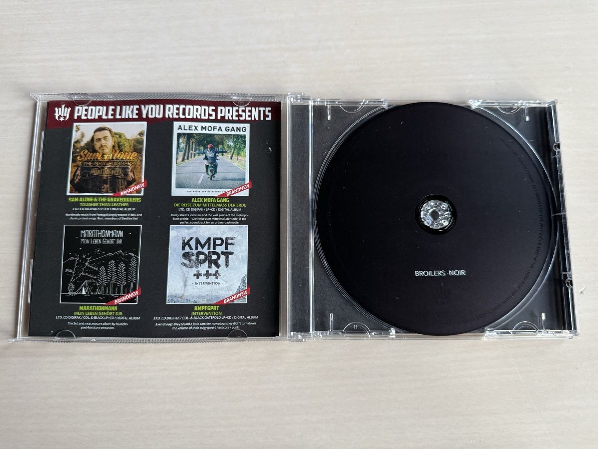 CD: Broilers - Noir (CD)  2014 – Usato da Oberried Brienz venduto da Chyara 2