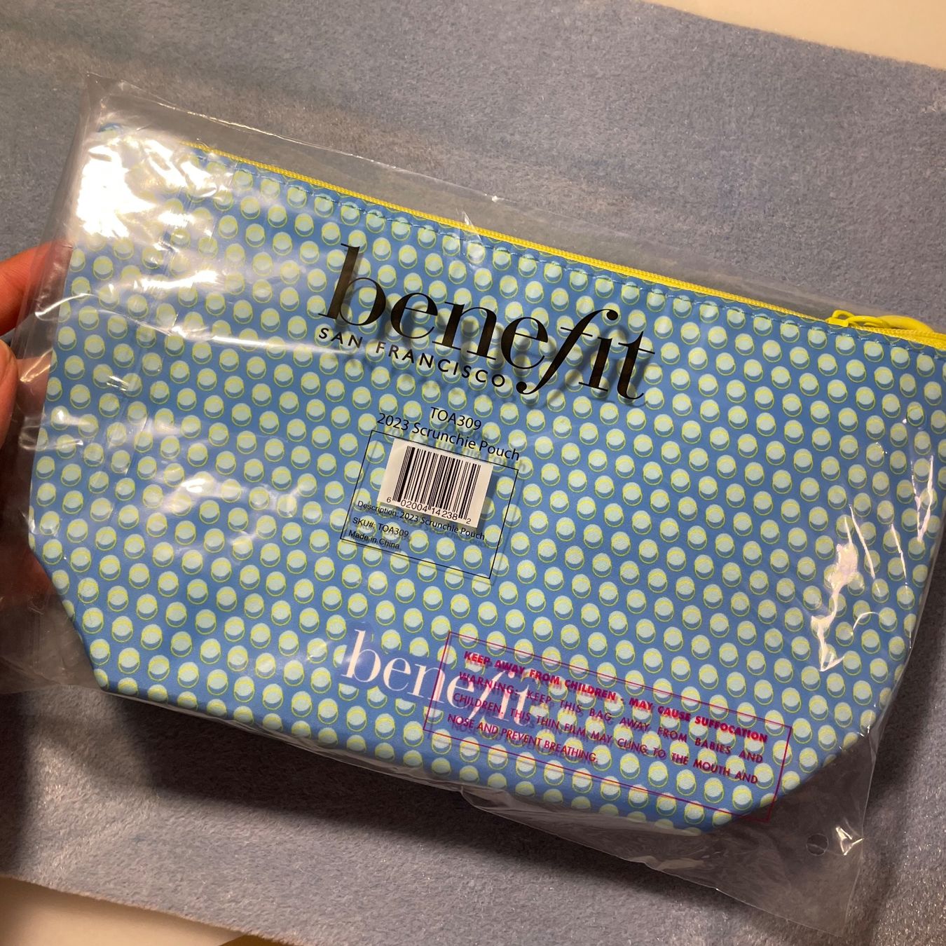 Kosmetikkoffer: NEU: Benefit Kosmetiktäschchen blau – Neu und originalverpackt aus Bellach von Dreamer2501 1