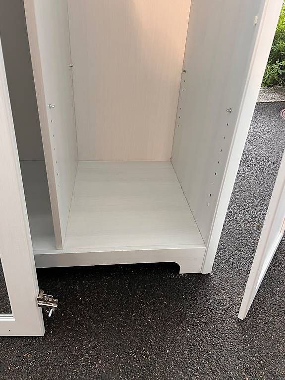 Armoires: Kleiderschrank – D'occasion à Horgen par braids3 3