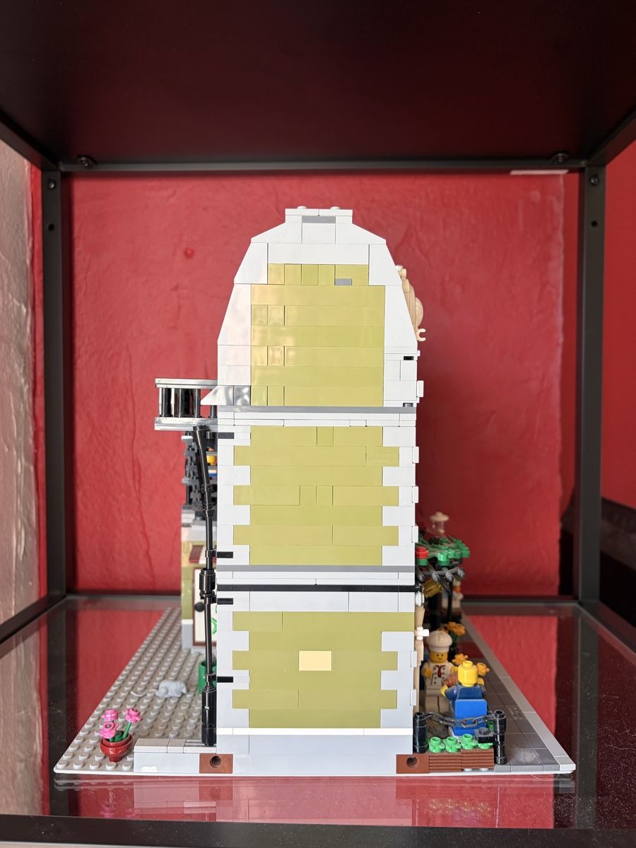Lego Kit di costruzioni: Lego Restaurant  – Usato da Gland venduto da rom_x75q 1