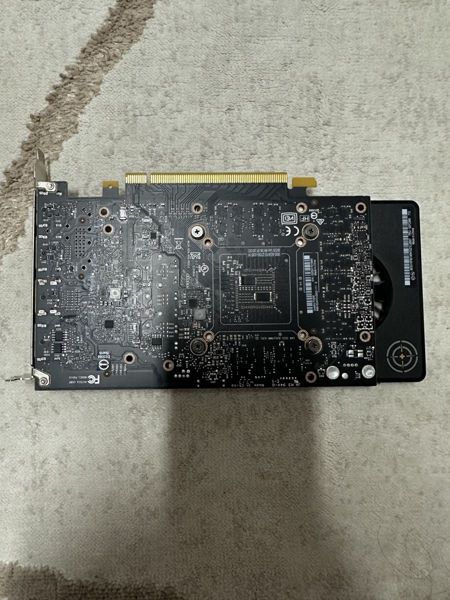 Nvidia Schede grafiche: Carte graphique NVIDIA Quadro P2000 5GB – Usato da Peseux venduto da Kevinnodrik96 2