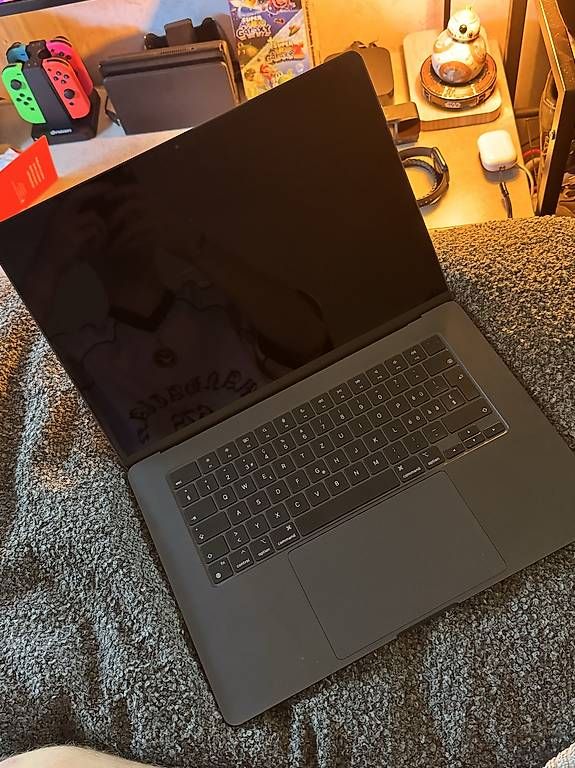 Notebook: MacBook Air M3 15" 512GO – Nuovo e nell'imballaggio originale da Plan-les-Ouates venduto da mtn_q8lj