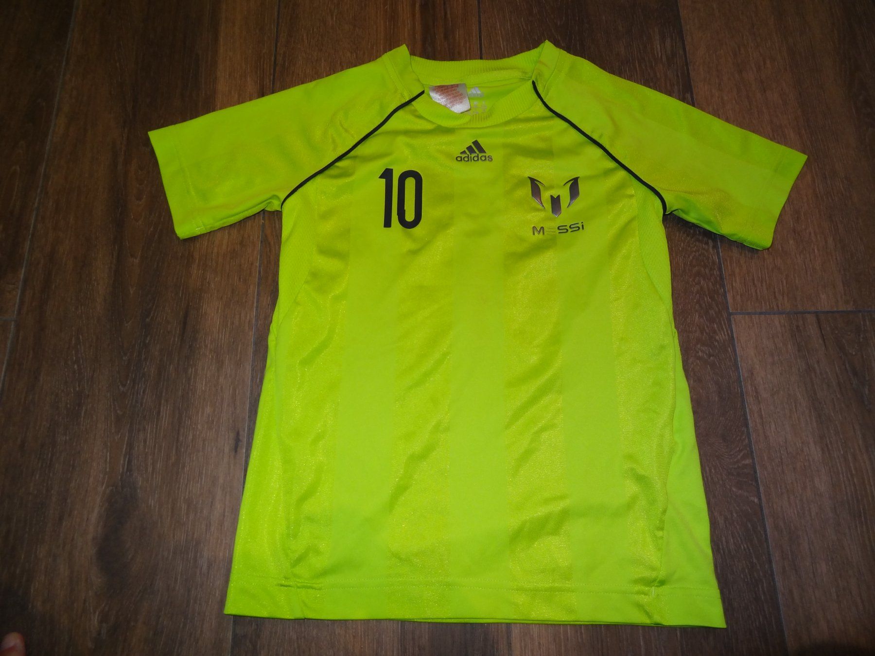 Adidas Trainer, Turnhosen & -trikots: Maillot Adidas Messi 7-8ans – Gebraucht aus Satigny von salvatore73