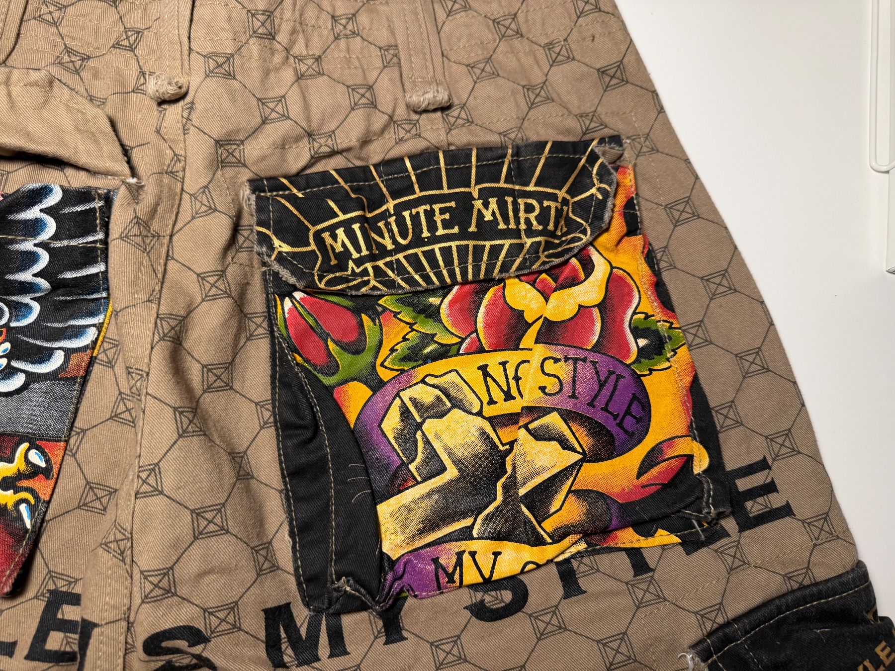 Pantaloni: Minute Mirth Coole Männer Shorts // second hand – Usato da Wil SG venduto da lana_jess20 2