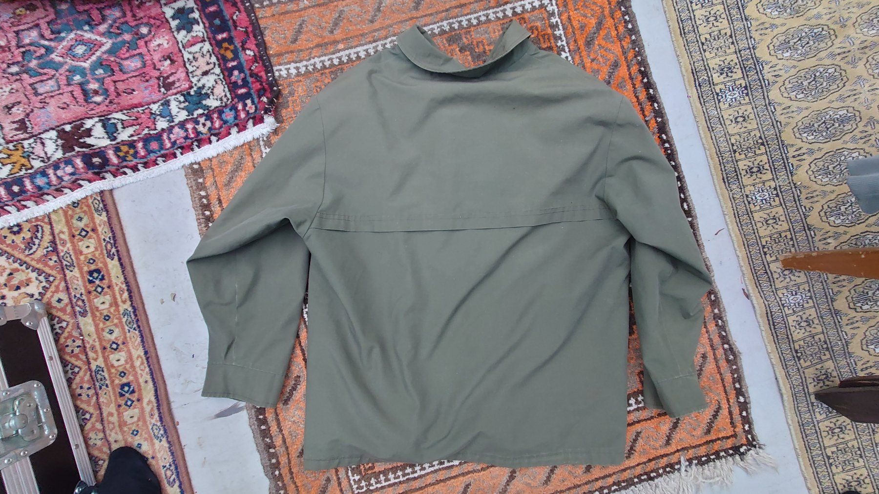 Vestes: Secondhand Jacke mit Kaputze Grösse 52 (M) – D'occasion à Wittenbach par Aberanders 2