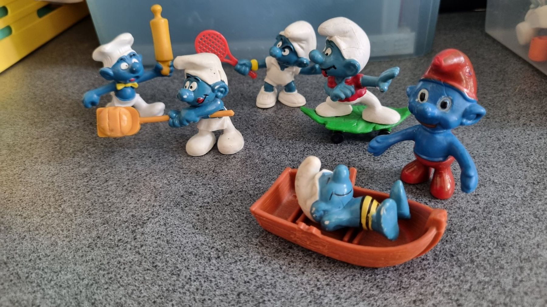Schleich Figurines: 6 Stroumpfs + 1 barque  (  1  ) – D'occasion à La Chaux-de-Fonds par mikilo1