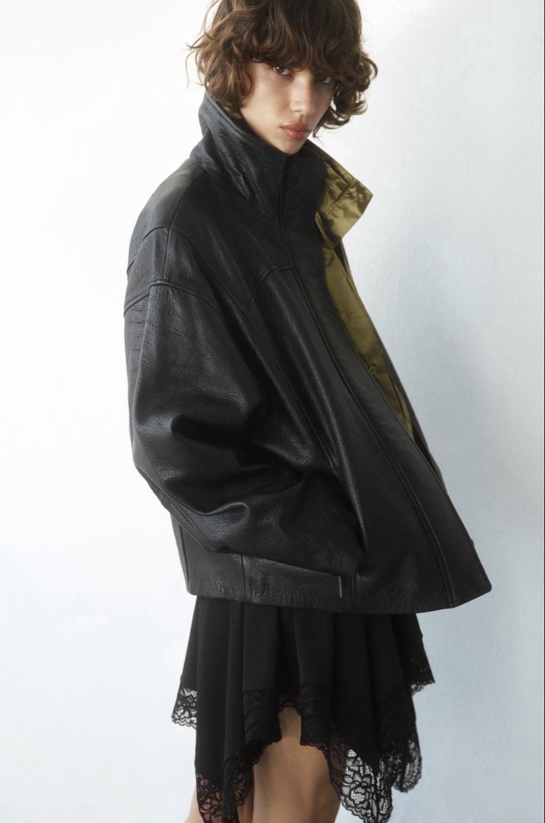 Zara Vestes: Zara leather jacket  – Neuf avec emballage d'origine à Paradiso par viorea 3