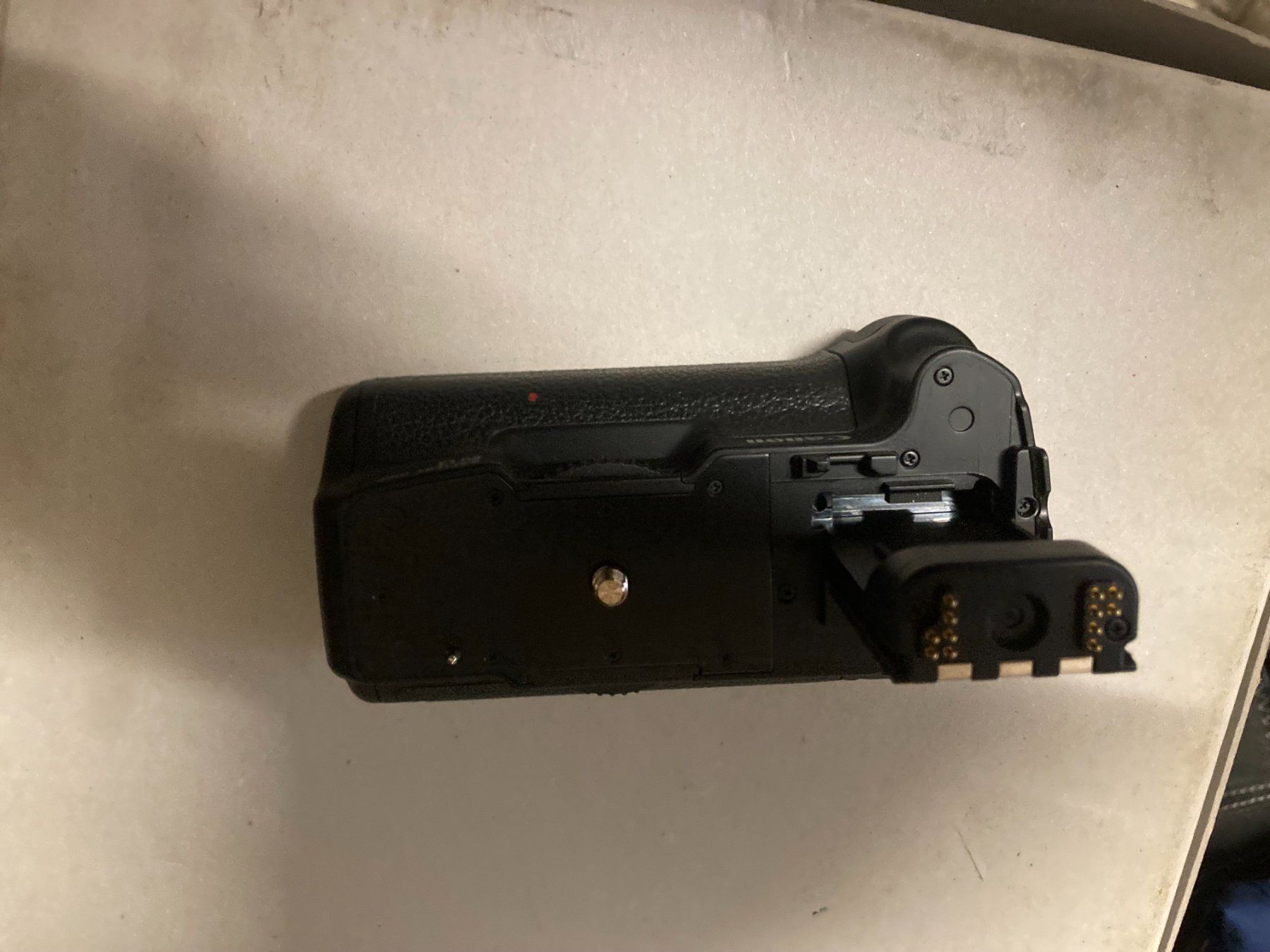 Batterie: CANON Battery Grip BG- E3 – Usato da Filzbach venduto da Sugi7 1