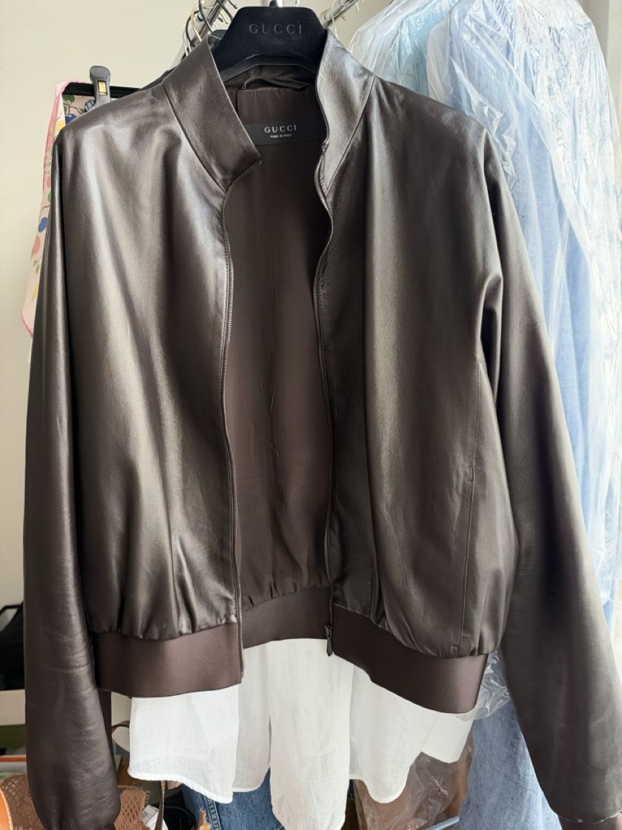 Gucci Vestes: Gucci leather Jecker  – Neuf (Voir description) à Genève par val_rp9x 4