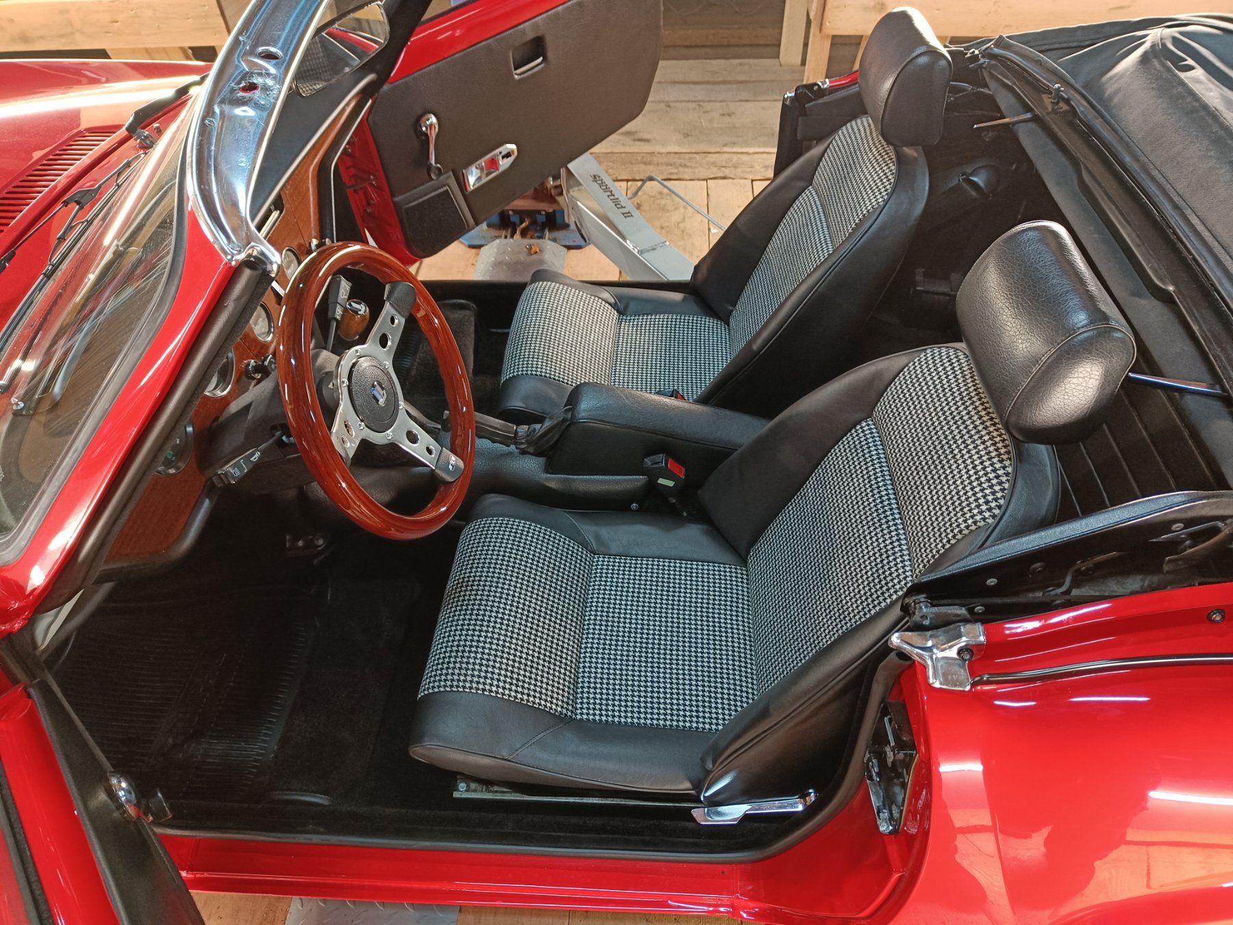 Triumph Automobili: Triumph Spitfire 1500 – Usato da Utzigen venduto da yeast 5
