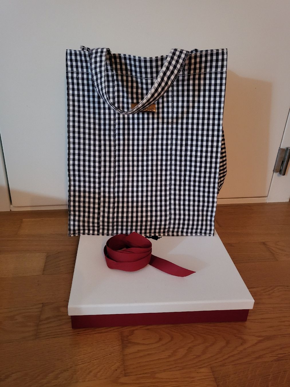 Ensoie Borse: Ensoie Tasche gr.M Navy Blau – Nuovo (secondo la descrizione) da Luzern venduto da jan_br9k 4