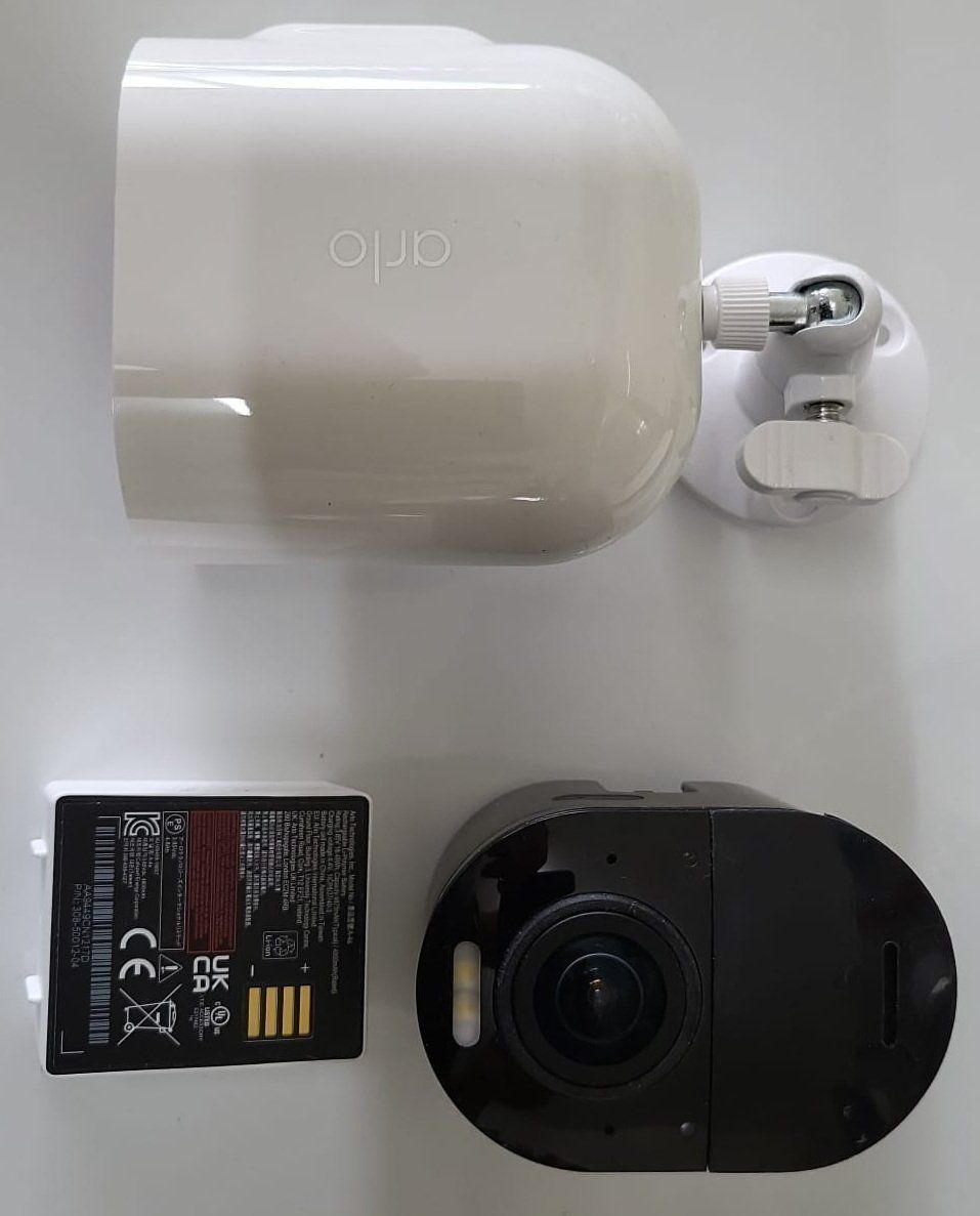 Arlo Videocamere: Arlo Ultra2 Model: VMC5040 – Usato da Zuchwil venduto da Beppe_25.3 1