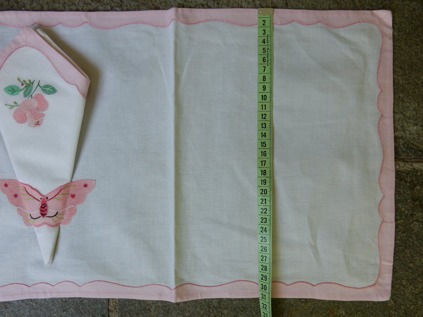 Altra biancheria da tavola: Tischset mit Serviette Schmetterling + Rose NEU – Nuovo (secondo la descrizione) da Jona venduto da simongarden 1
