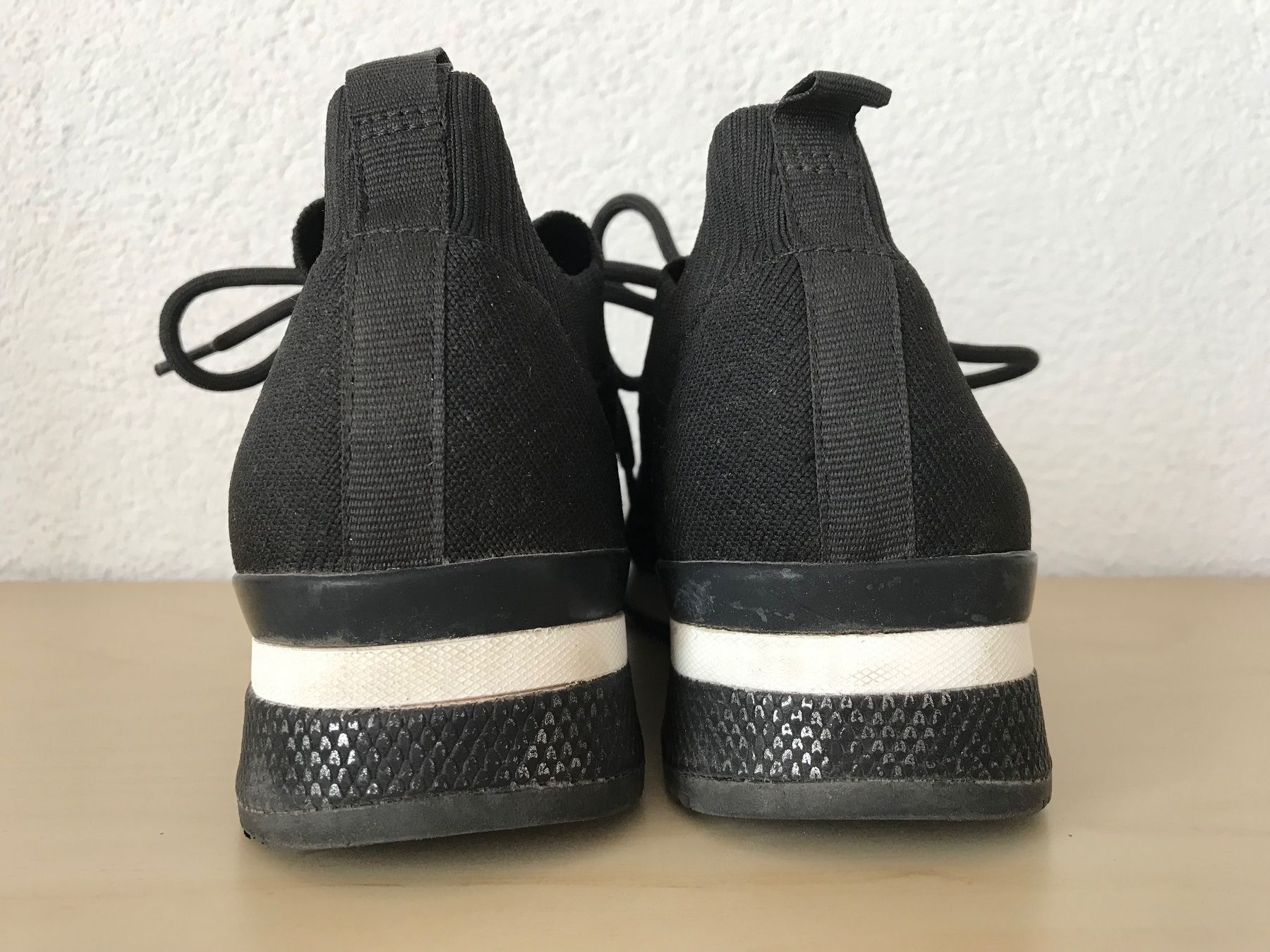 Scarpe da donna: Sneaker, Gr. 40, Textil – Usato da Küttigen venduto da ugu_f2lm 3