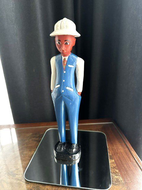 Figuren: +  HoLzfiGuR  + – Gebraucht aus Winkel von zeho 1