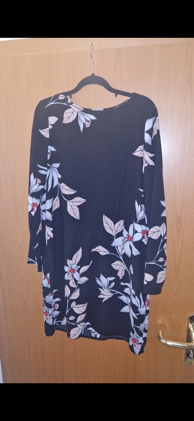 Vero Moda Vestiti: Blumenkleid Vero Moda – Usato da Bubendorf venduto da ang_b829