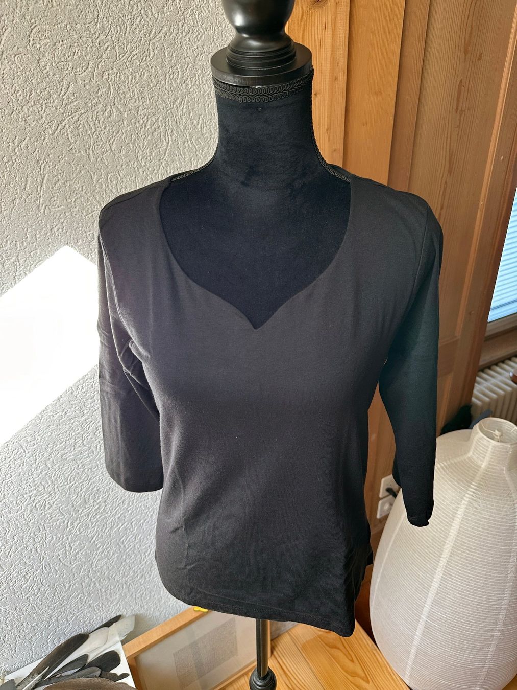 Lots de vêtements: 2 Viskose Pulli 3/4 Ärmel S/M – Neuf (Voir description) à Gümmenen par FelizitasHermann