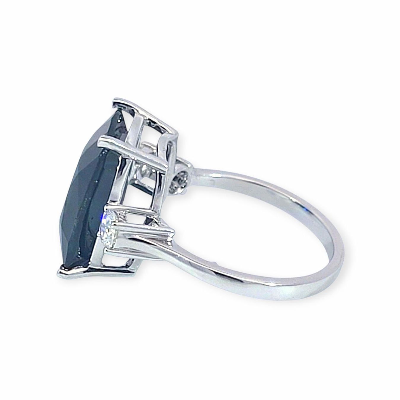 Anelli: Saphir-Ring 14k Weissgold 8,29ct – Nuovo e nell'imballaggio originale da Illnau venduto da Juwelier_Mahler_GmbH 3
