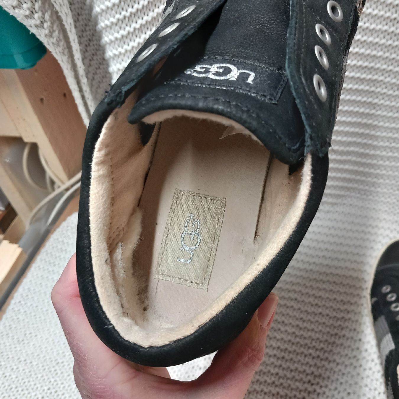 Scarpe da donna: UGG Sneaker Gr.39 – Usato da Gwatt (Thun) venduto da umwelt-brocki 4