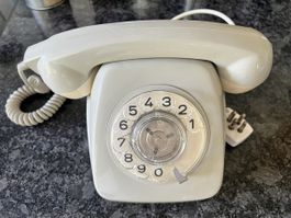 Drehscheibentelefon Vintage PTT 70