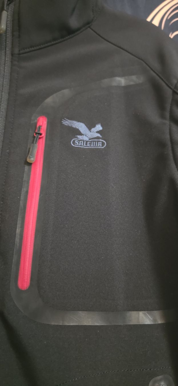 Salewa Jacken: neue Salewa Softshell Jacke Gr.S EU 46 Schwarz – Neu (gemäss Beschreibung) aus Zürich von Daniela51 1