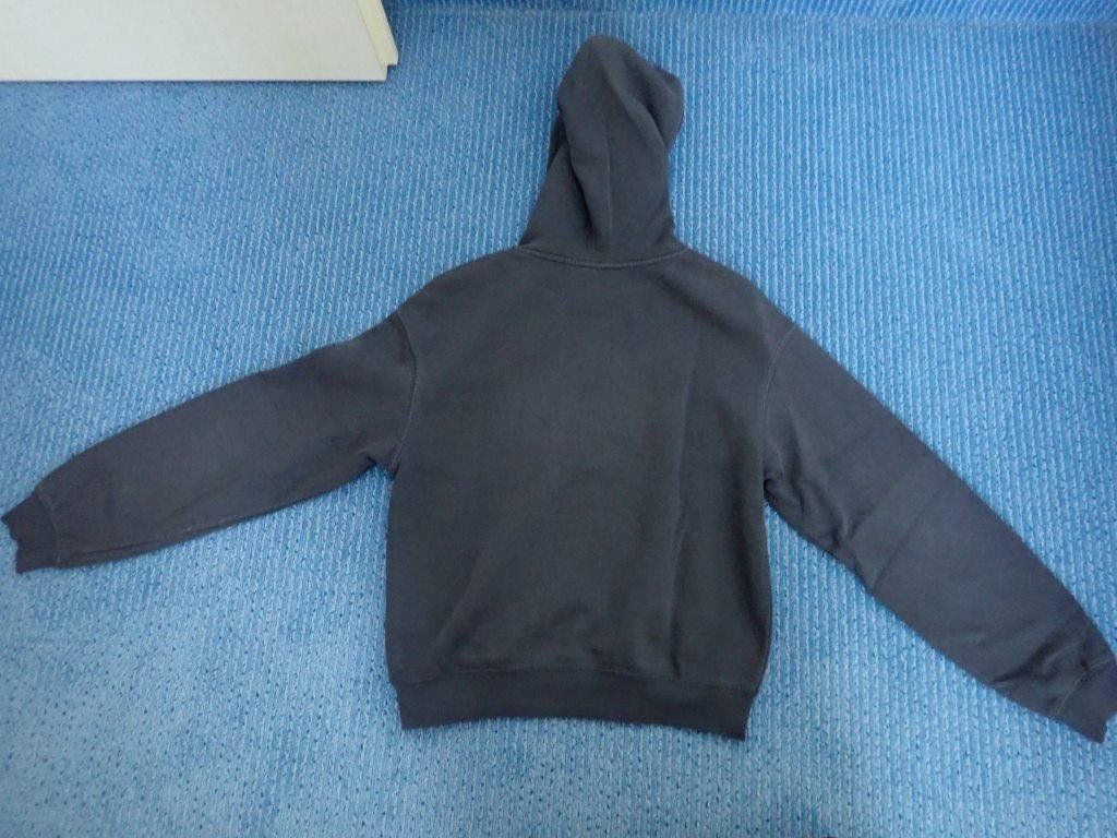Maglioni & Felpe: 2 Kapuzenpullover in Grösse XS mit kleineren Flecken – Usato da Galgenen venduto da Marc98 3