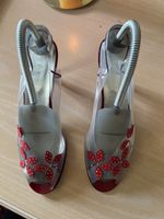 1 paire de chaussures taille 39 marque Azuré neuves