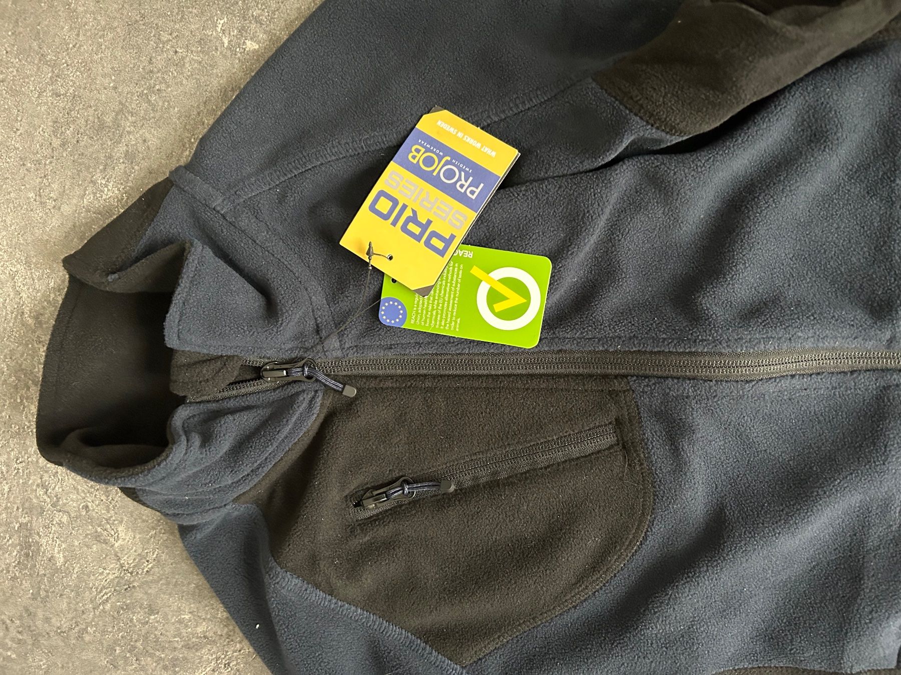 Vestes: Faserpelz NEU Gr. XS – Neuf avec emballage d'origine à Worblaufen par Savanne05 2