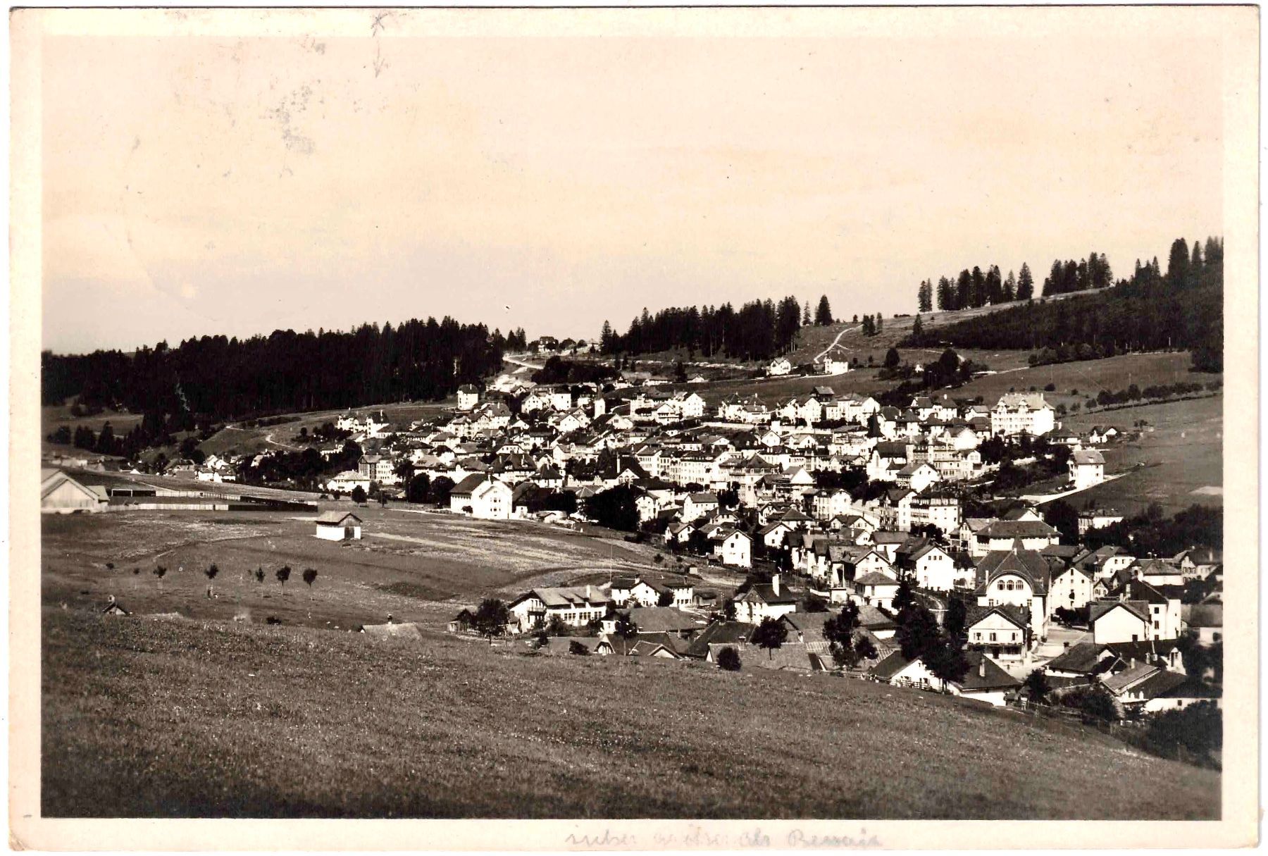 Cartoline postali: TRAMELAN - Vue Générale ca. 1920 (BE) – Usato da Oberdorf BL venduto da Hopfehuepfer