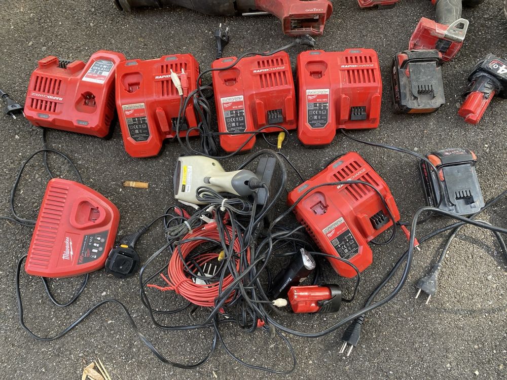LOT Werkzeug Milwaukee Geräte für Bastler und Elektrosachen | Kaufen ...