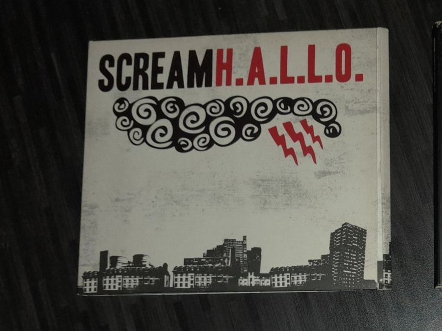 CD: Scream H.A.L.L.O.  CD – Usato da Steffisburg venduto da FutureOne